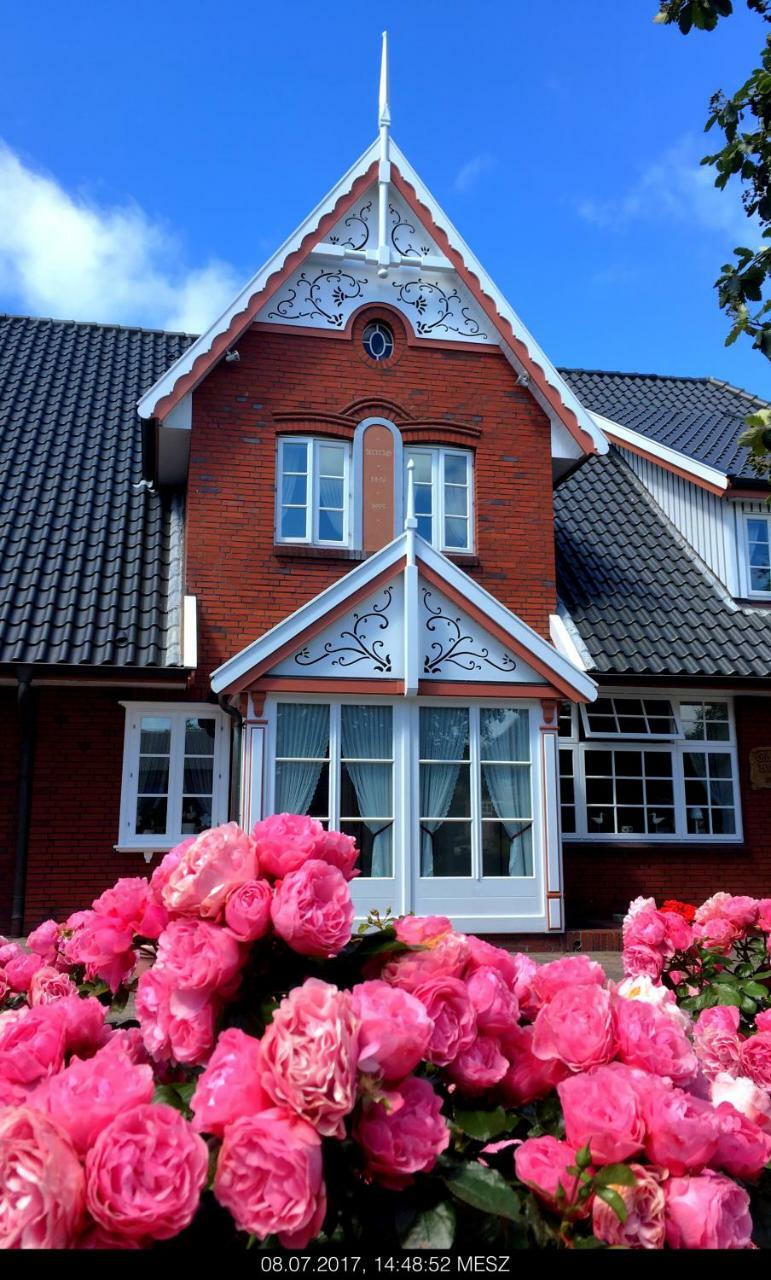 Gasthaus Knudsen Utersum Экстерьер фото